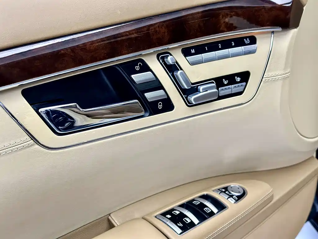 Mercedes-Benz S-Class 2009 — фото 10