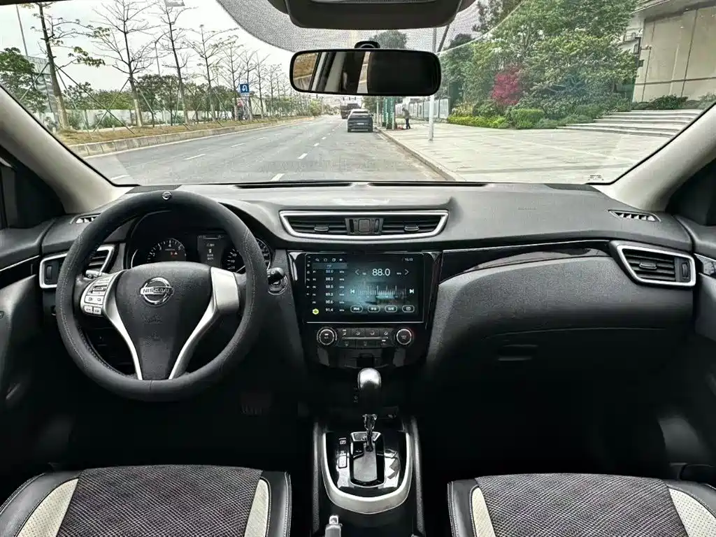 Nissan Qashqai 2016 — фото 6