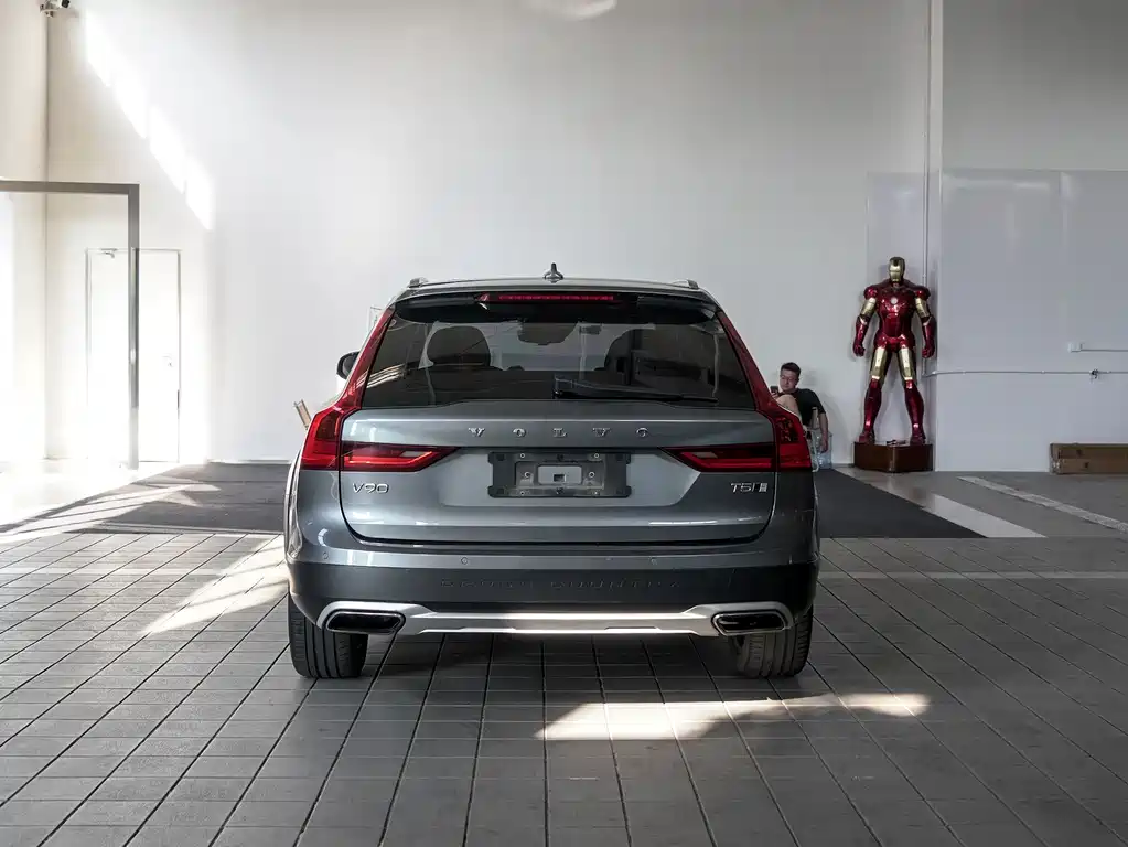 Volvo V90 2017 — фото 5