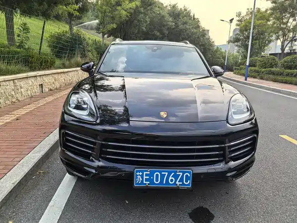 Porsche Cayenne 2020