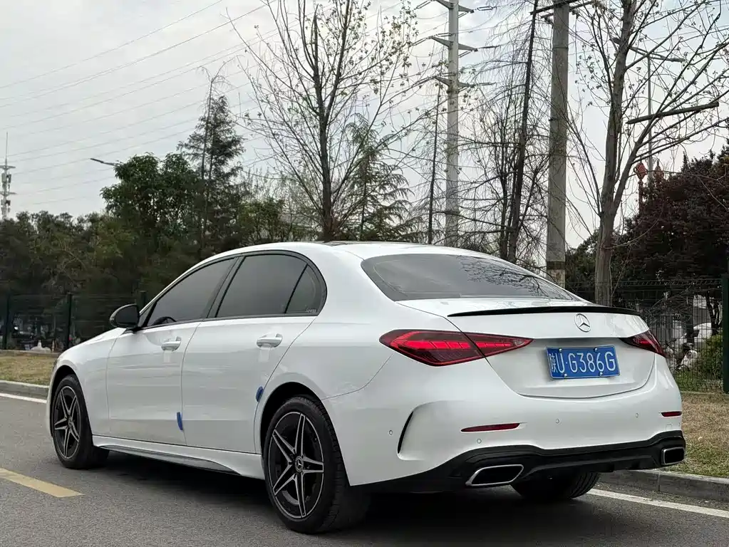 Mercedes-Benz C-Class 2023 — фото 11