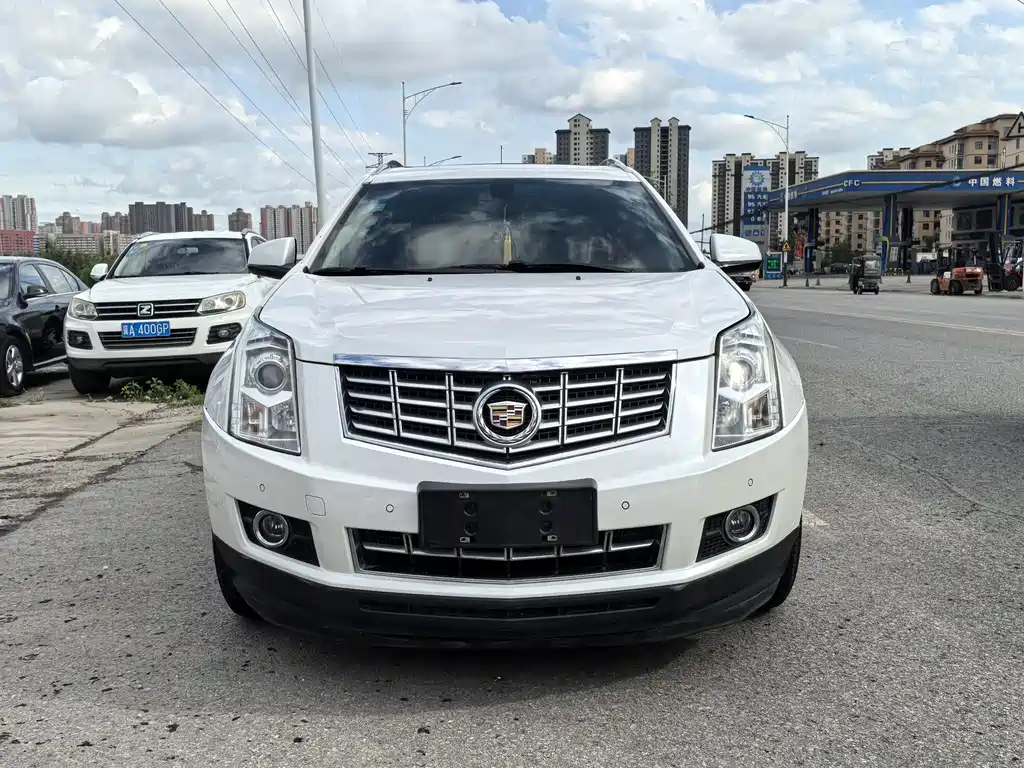 Cadillac SRX 2016 — фото 2