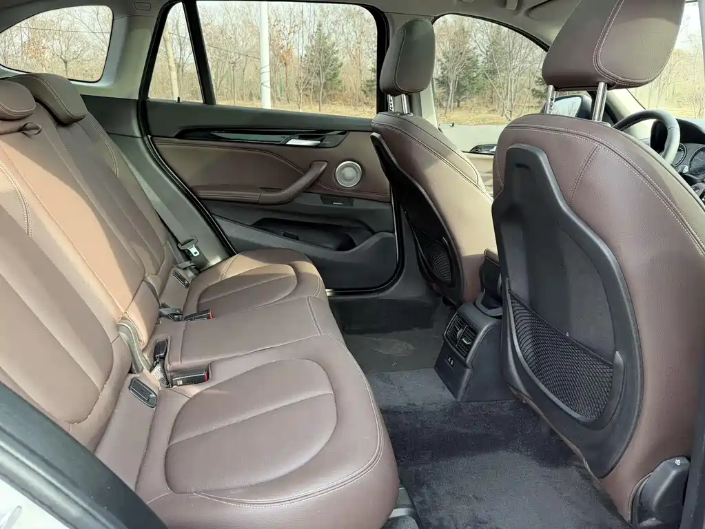 BMW X1 2022 — фото 16