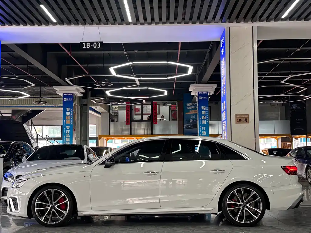 Audi A4L 2022