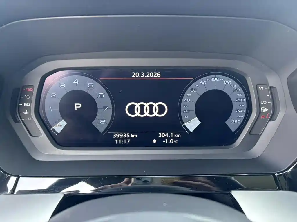 Audi A3 2023 — фото 15