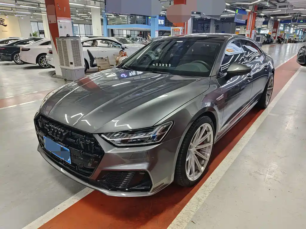 Audi A7L 2023 — фото 1