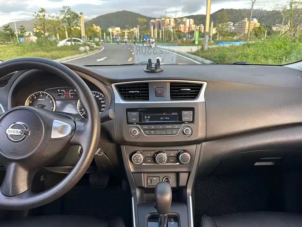 Nissan Sylphy 2022 — фото 14
