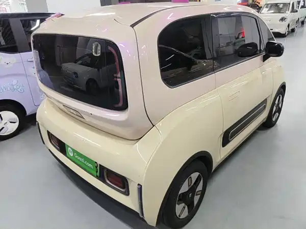 Baojun Kiwi EV 2021
