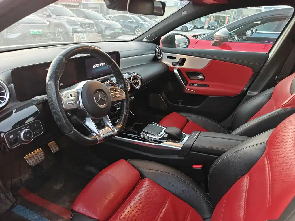 Mercedes-Benz A-Class AMG 2021 — фото 12