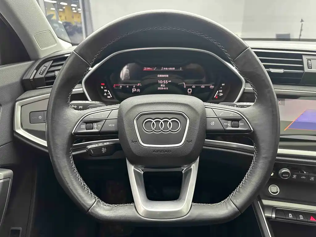 Audi Q3 2023 — фото 16
