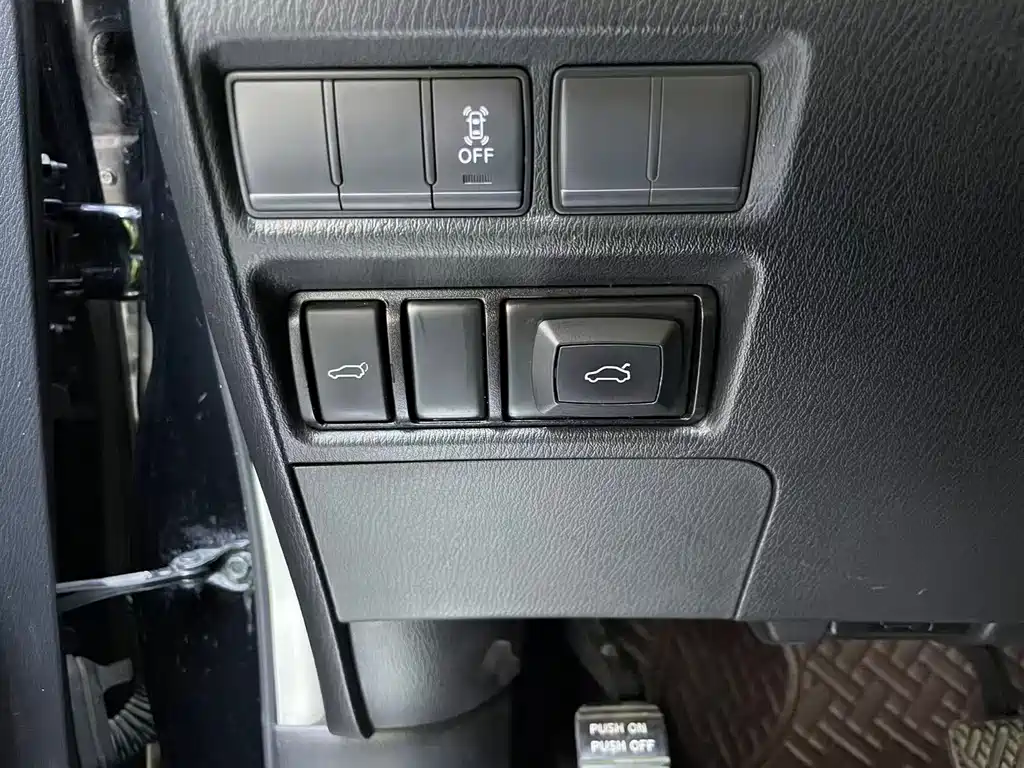 Nissan Patrol 2017 — фото 14