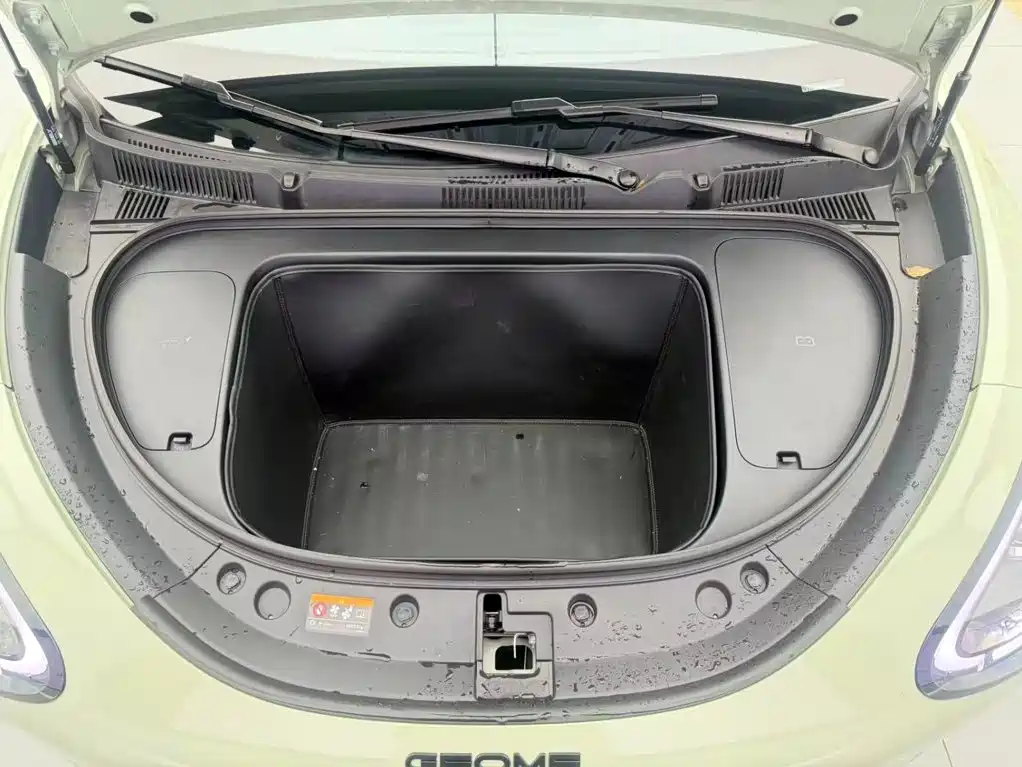Geely Galaxy Starwish 2024 — фото 20