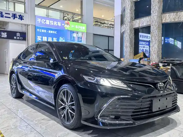 Toyota Camry 2021