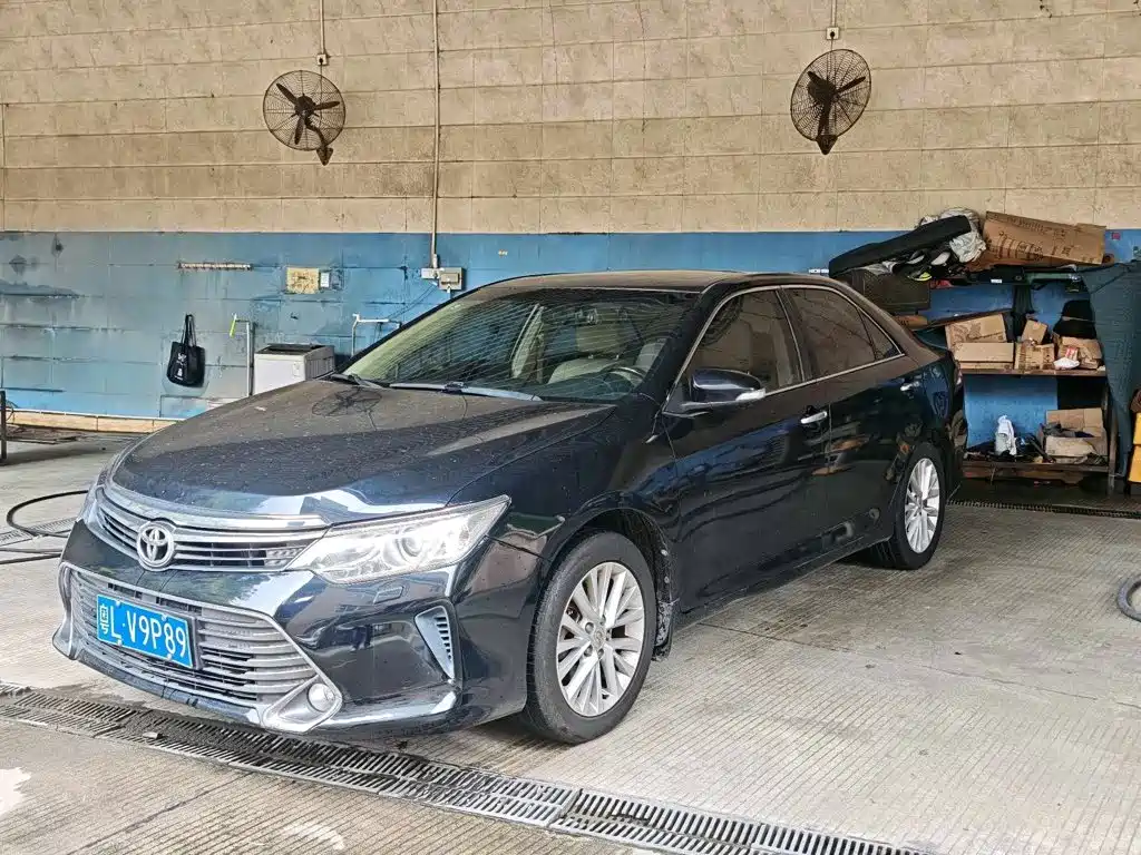 Toyota Camry 2015