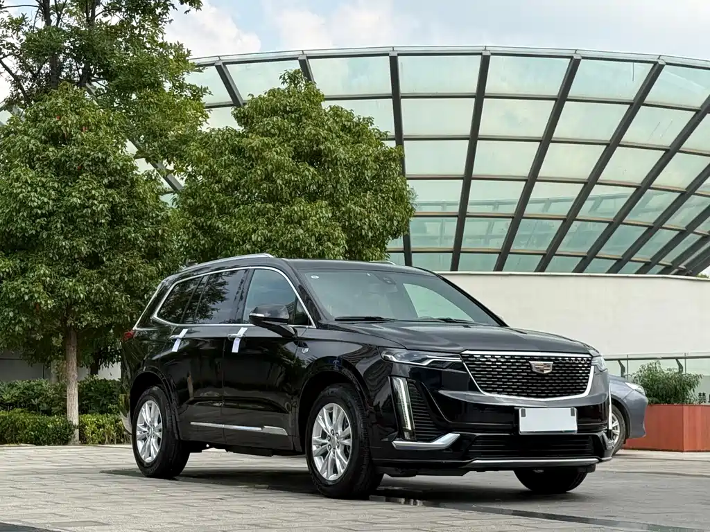 Cadillac XT6 2020 — фото 3