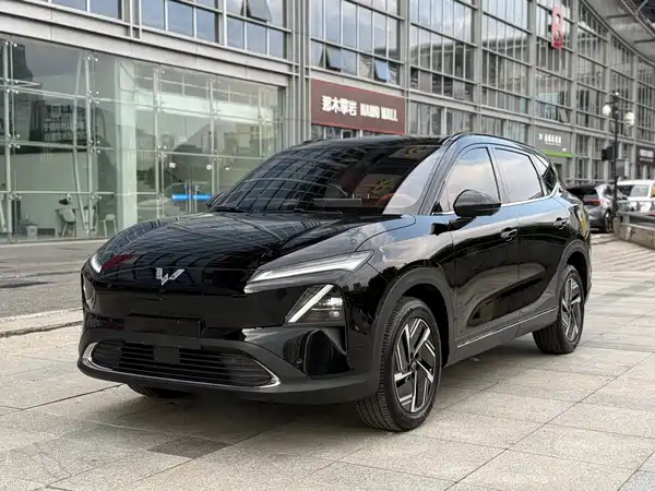 Wuling Starlight S 2025