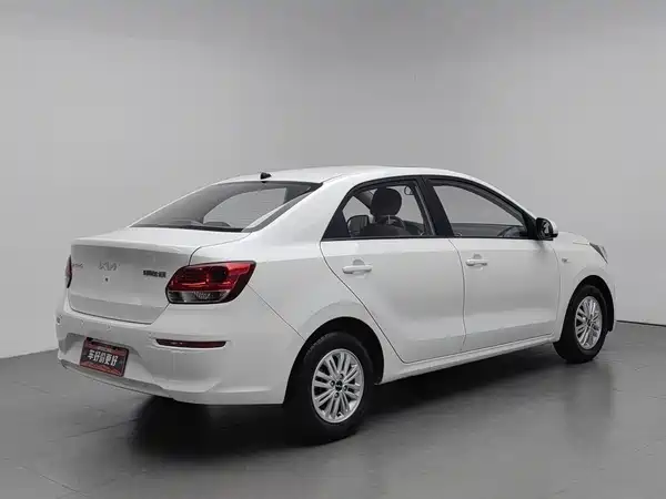 Kia Pegas 2022
