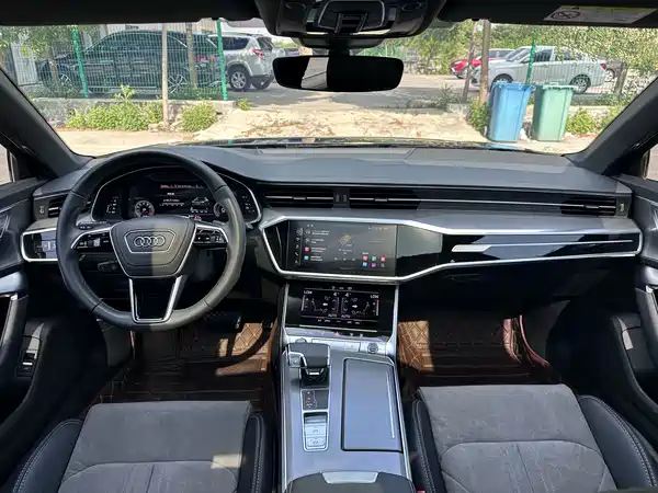 Audi A6L 2023