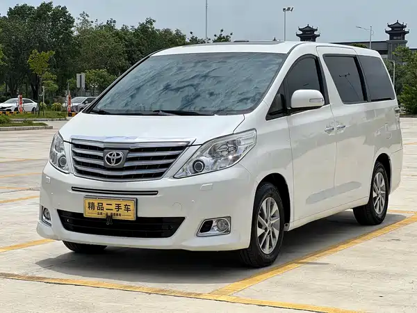 Toyota Alphard 2012