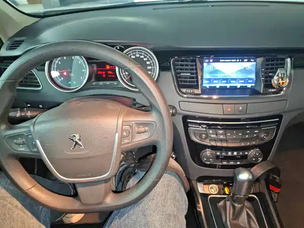 Peugeot 508 2012