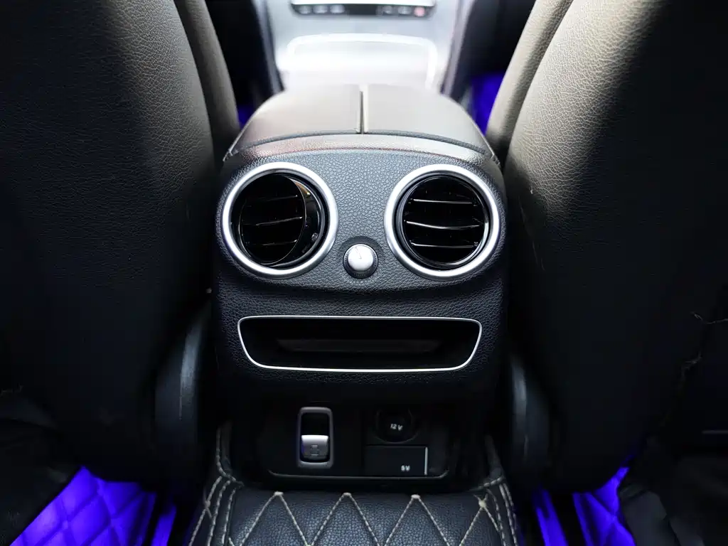 Mercedes-Benz C-Class 2020 — фото 18