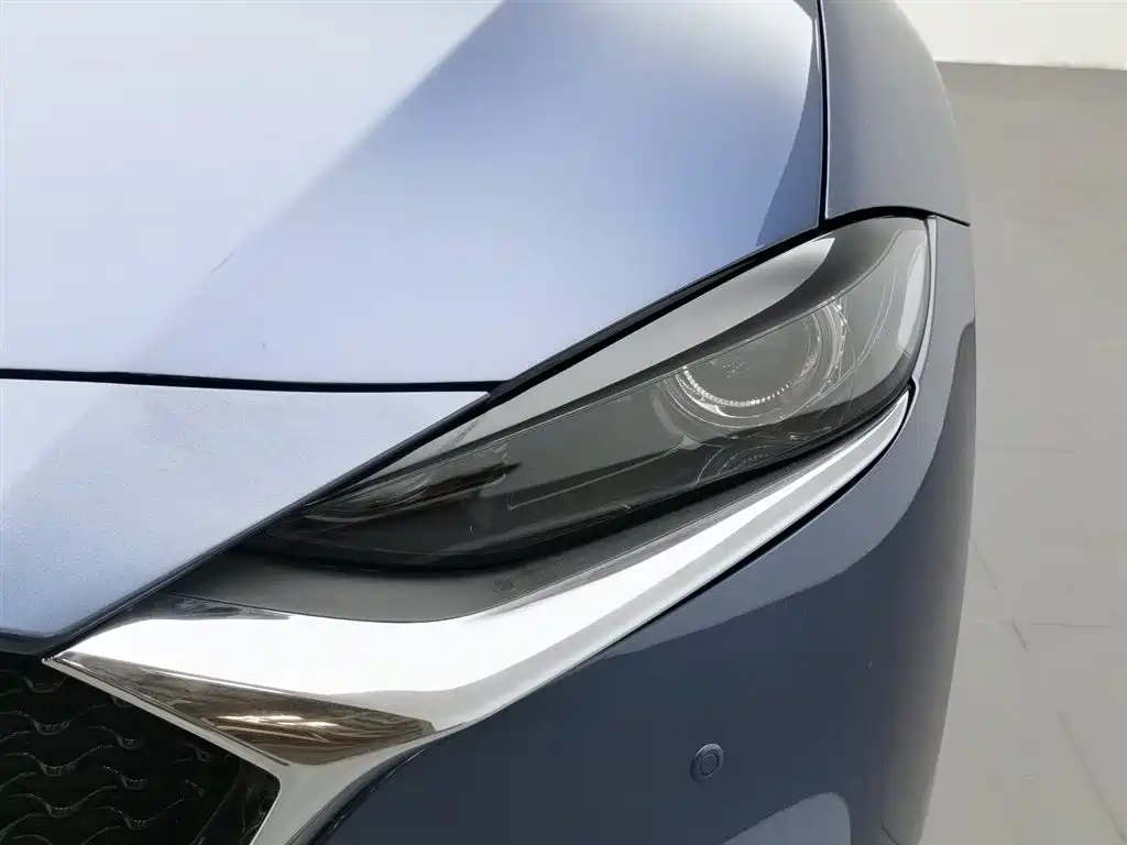 Mazda CX-4 2021