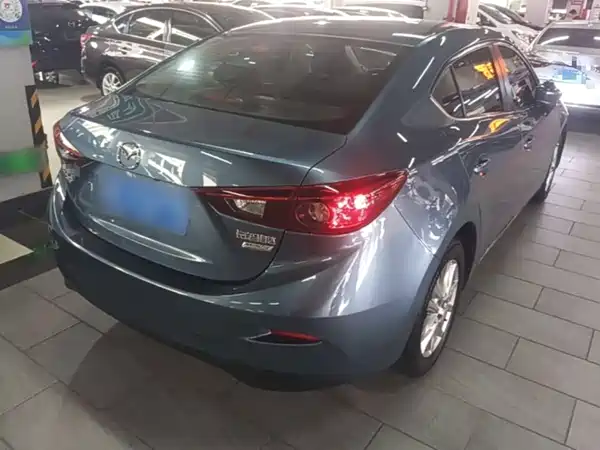 Mazda 3 Axela 2017