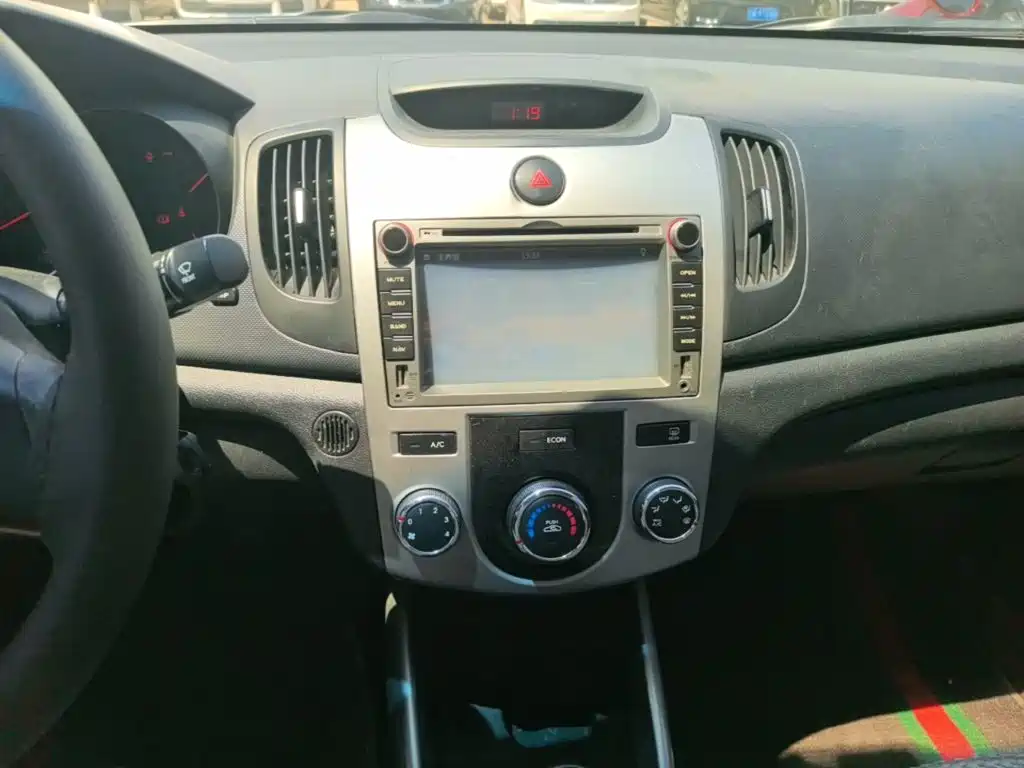 Kia Forte 2015 — фото 13