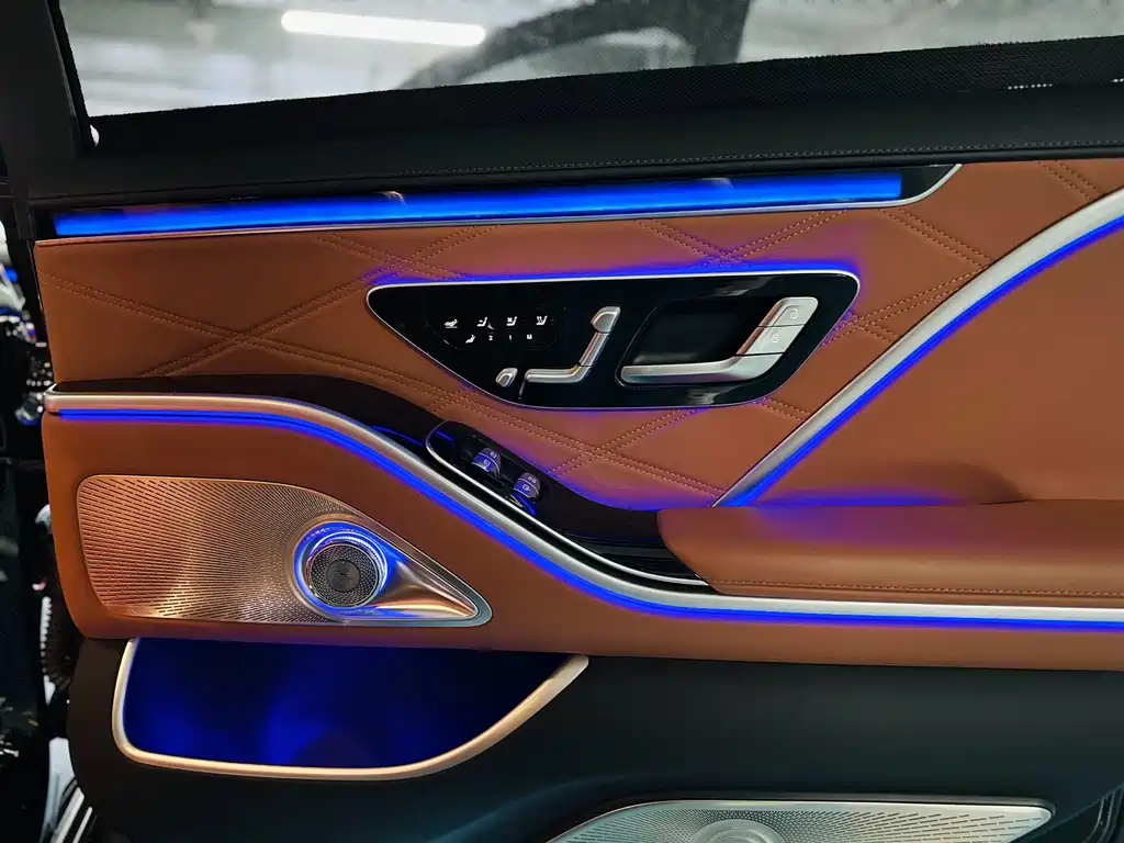 Mercedes-Benz Maybach S-Class 2023 — фото 16