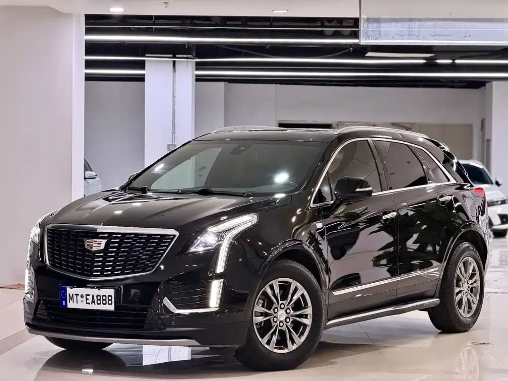 Cadillac XT5 2020 — фото 1