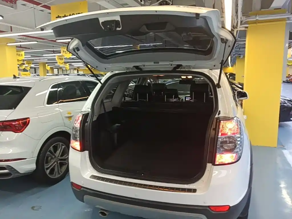 Chevrolet Captiva 2015 — фото 19