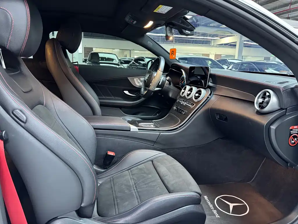Mercedes-Benz C-Class 2023 — фото 16