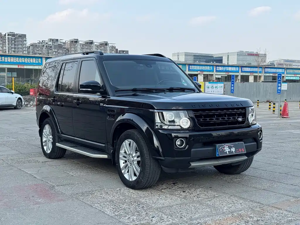 Land Rover Discovery 2016 — фото 10