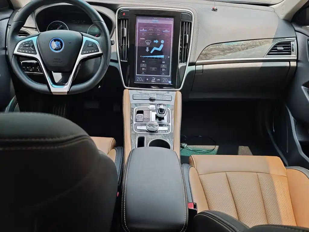 BYD Qin NEV 2018 — фото 8