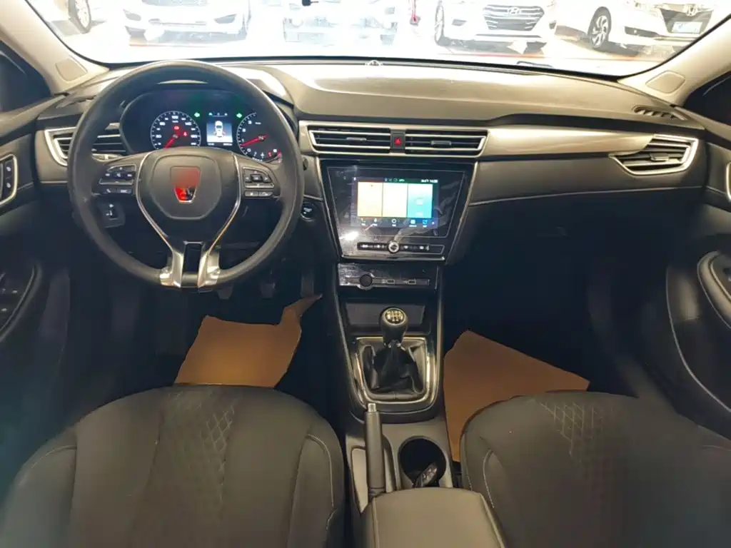 Roewe i5 2019 — фото 10