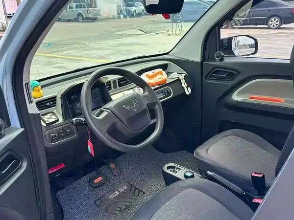 Wuling Hongguang MINIEV 2024