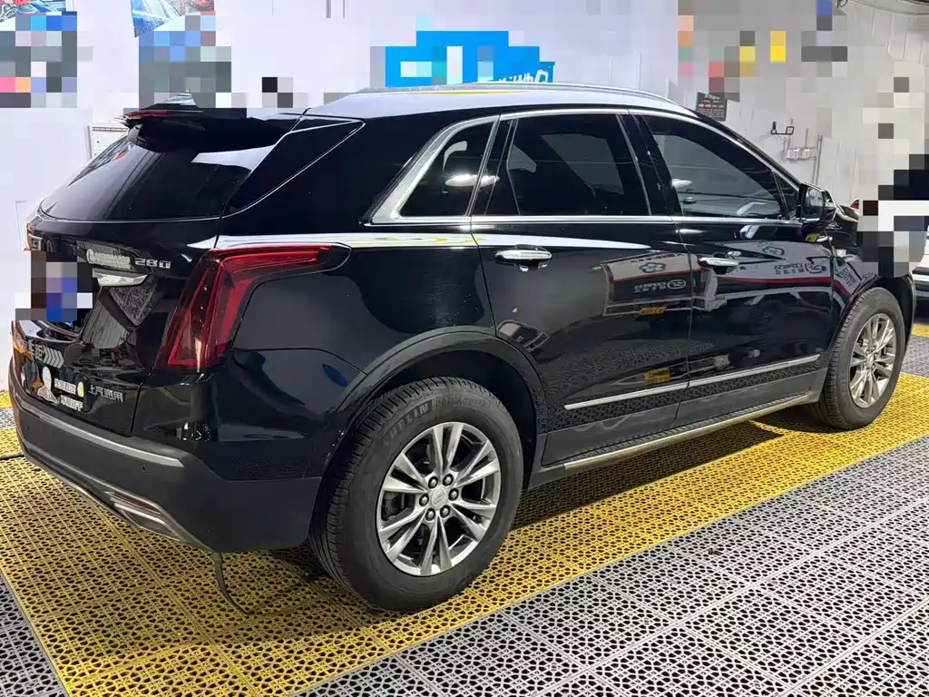Cadillac XT5 2020 — фото 5