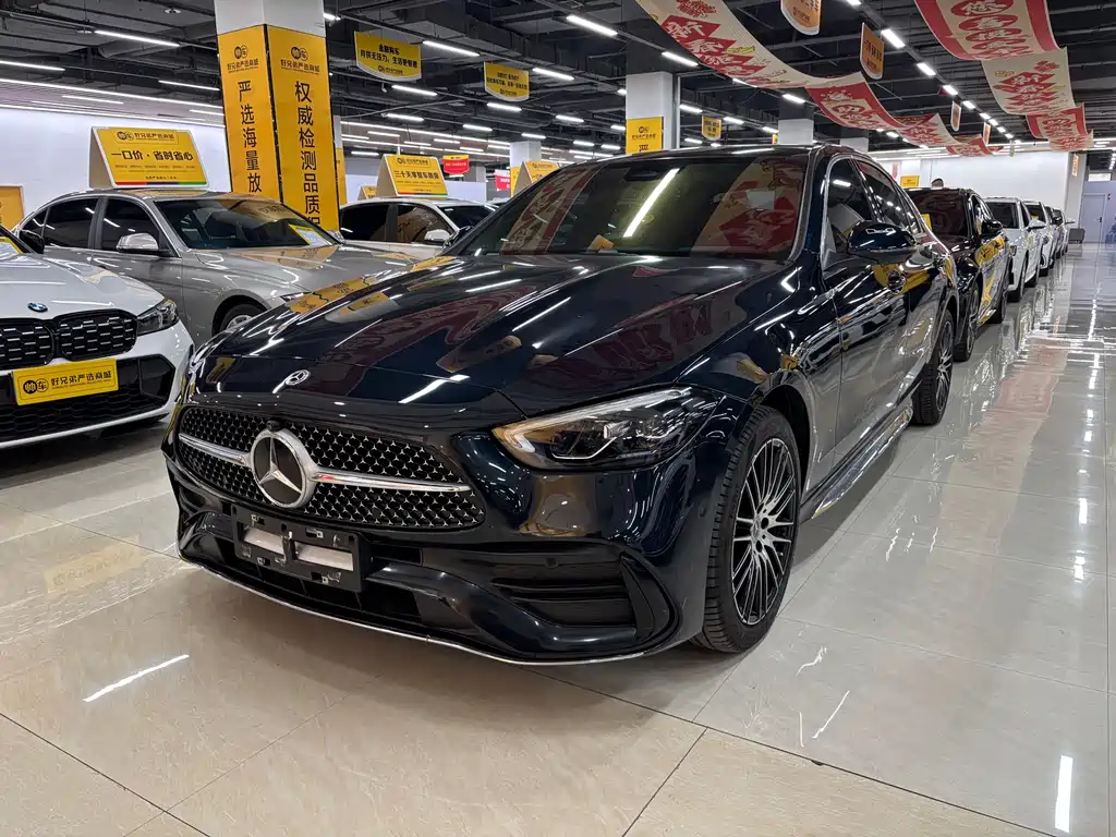 Mercedes-Benz C-Class 2025 — фото 1