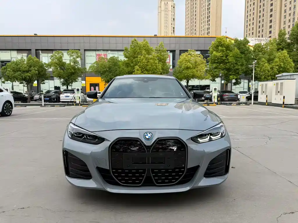 BMW i4 2023 — фото 2