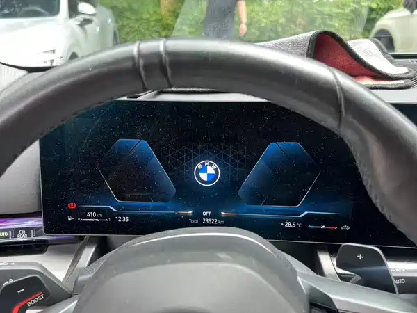 BMW 5 Series 2025