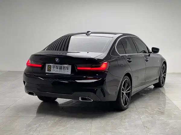 BMW 3 Series 2022