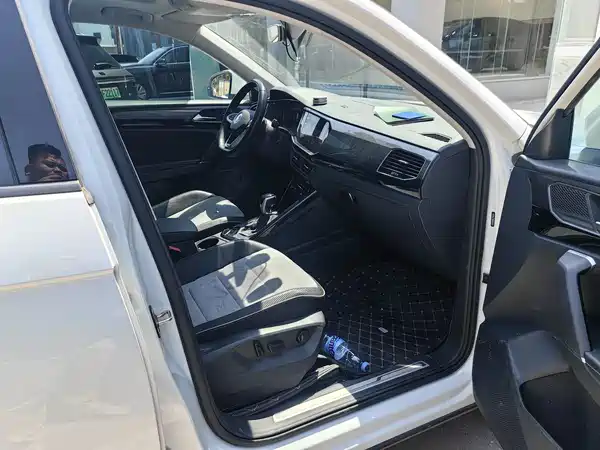 Volkswagen Tanyuex 2020