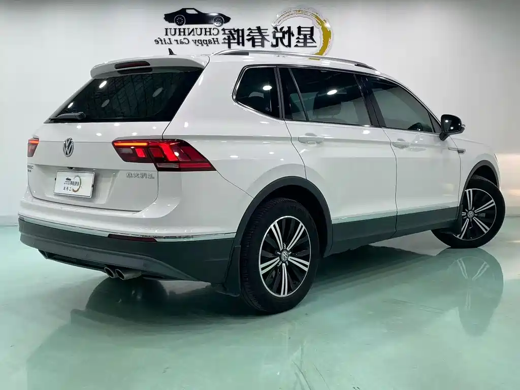 Volkswagen Tiguan L 2020 — фото 9