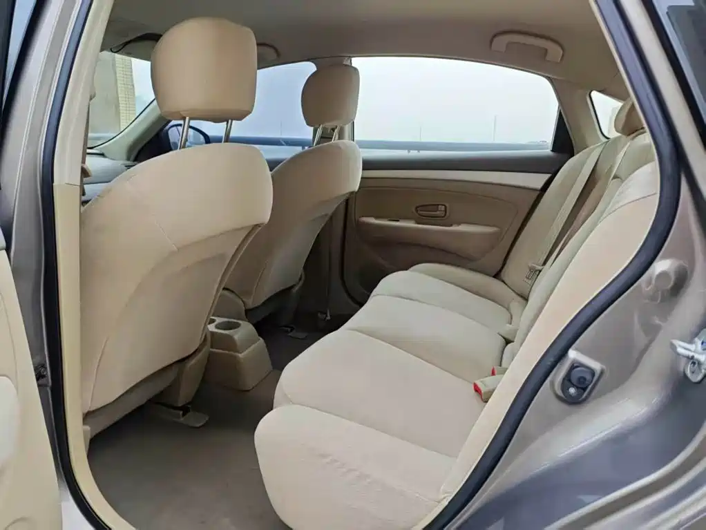 Nissan Sylphy 2015 — фото 8