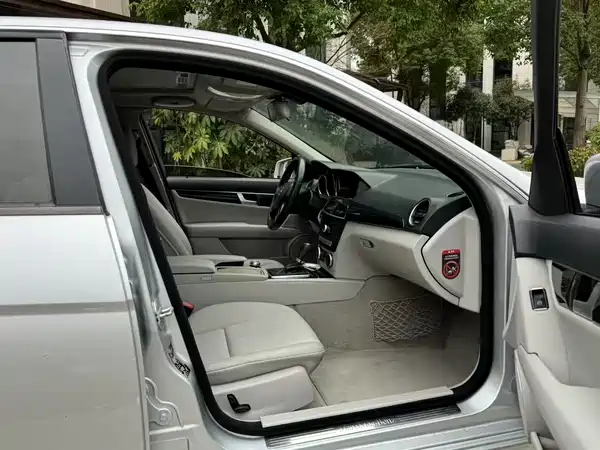 Mercedes-Benz C-Class 2013