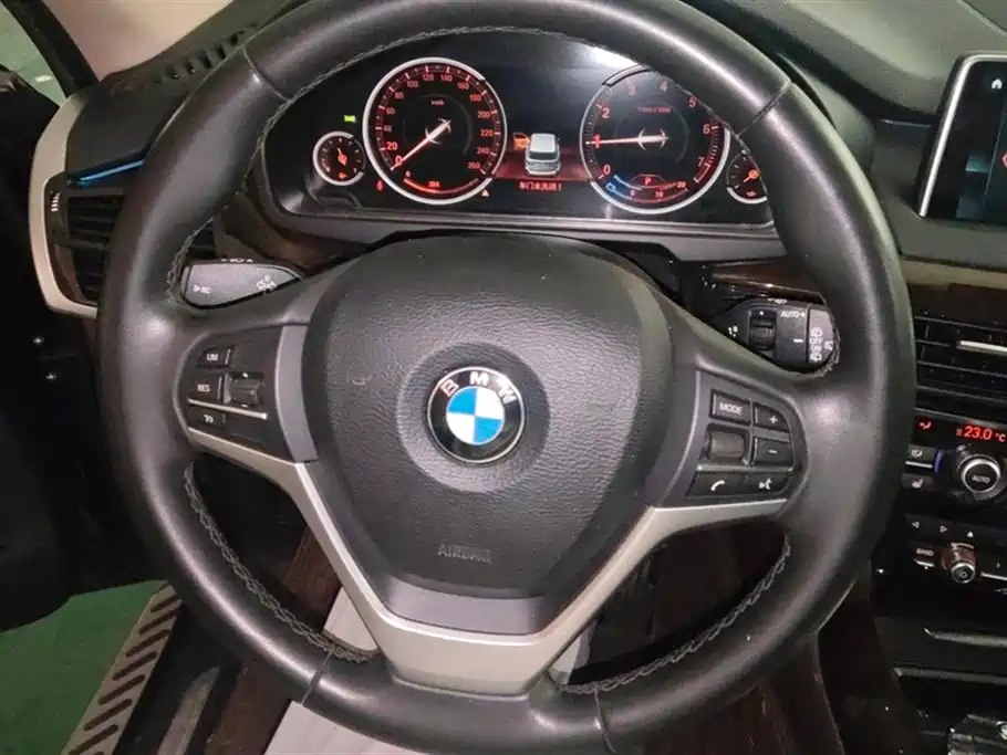 BMW X5 2018 — фото 15