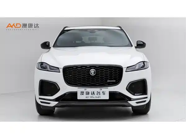Jaguar F-PACE 2024