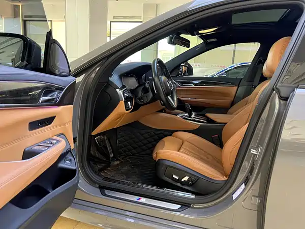 BMW 6 Series GT 2021