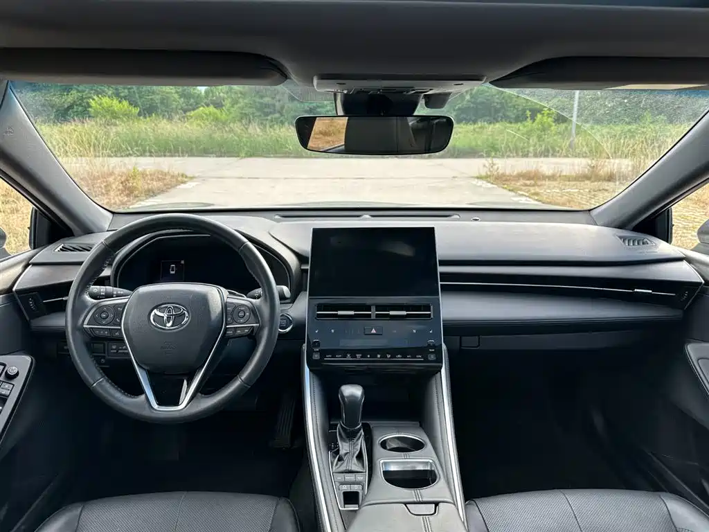 Toyota Avalon 2023 — фото 10