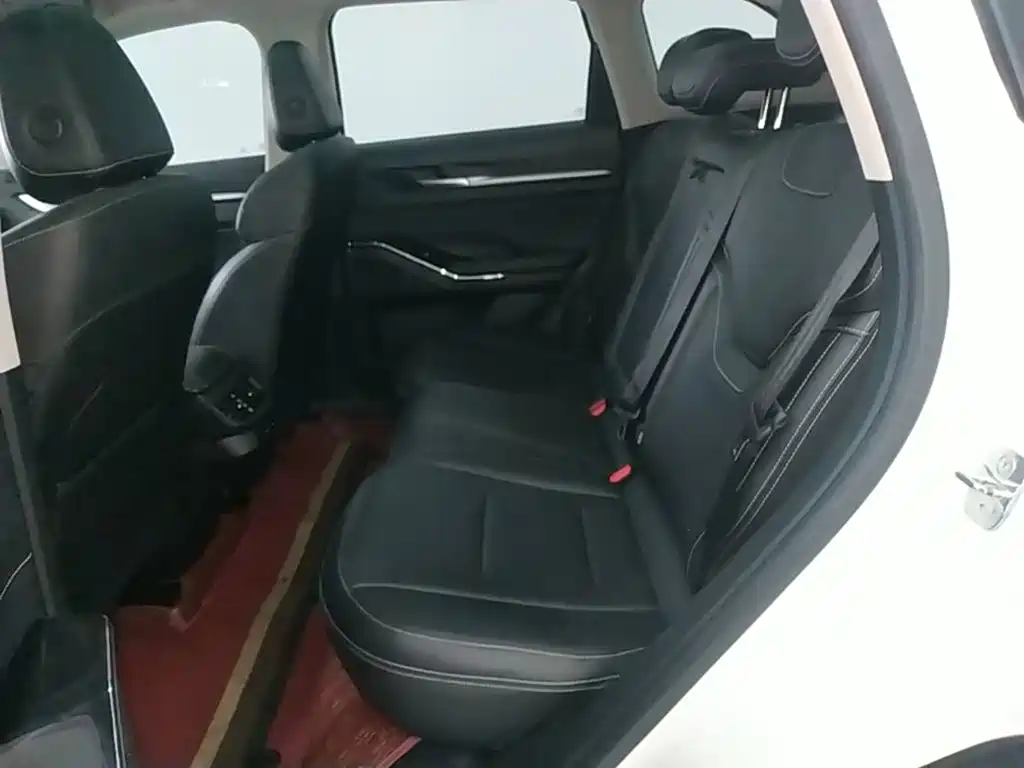 Haval H6 2023 — фото 16